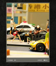 Load image into Gallery viewer, 1:64 Painted Figure Mini Model Miniature Resin Diorama Camera Man Photographer
