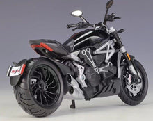 Load image into Gallery viewer, Maisto 1:12 2021 Diavel S Racing Sports Model Toy Diecast Metal Motorcycle BN