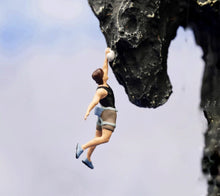 Load image into Gallery viewer, 1:64 Painted Figure Model Miniature Resin Diorama Sand Hiker Climber Backpacker New Collection