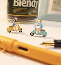 Load image into Gallery viewer, 1:64 Painted Figure Model Miniature Resin Diorama Toy Sand Motorbike Girl Boy