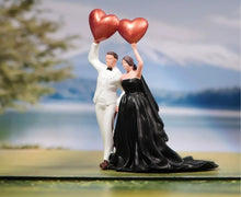 Load image into Gallery viewer, 1:64 Painted Figure Model Miniature Resin Diorama Toy Sand Wedding Couple Lovers