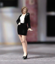 Load image into Gallery viewer, 1:64 Painted Figure Model Miniature Resin Diorama Sand Secretary Lady Suit Woman New
