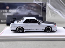 Load image into Gallery viewer, FH 1:64 White Skyline GTR R32 Top Secret Sports Model Diecast Metal Car New Collection