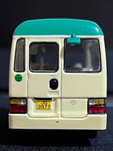 Load image into Gallery viewer, Model1 1:64 Green Coaster Hongkong Light Bus 96A Van Model Diecast Metal Car