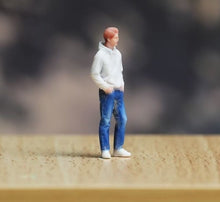 Load image into Gallery viewer, 1:64 Painted Figure Model Miniature Resin Diorama Sand Hoodie Denim Boy Man