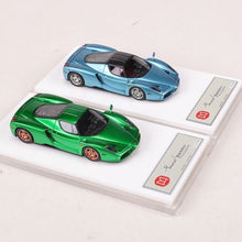 Load image into Gallery viewer, DMH 1:64 Enzo Super Racing Sports Model Diecast Resin Car New Collection