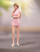 Load image into Gallery viewer, 1:64 Painted Figure Model Miniature Resin Diorama Standing Posture Romantic Girl New