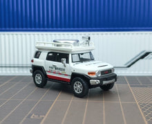 Load image into Gallery viewer, Masdi 1:64 Land Cruiser FJ ORV CCTV Sports Model Diecast Metal Car Box New Collection
