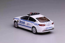 Load image into Gallery viewer, 1:64 596 White Mondeo Responder Hybrid Police Model Diecast Metal Car New Collection