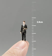 Load image into Gallery viewer, 1:64 Painted Figure Mini Model Miniature Resin Diorama Uniform Captain Pilot Man