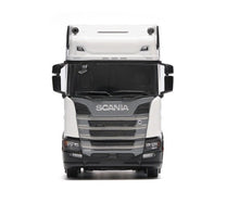 Load image into Gallery viewer, Masdi 1:64 White Griffin Scania R500 Truck Tractor Model Diecast Metal Car New Collection