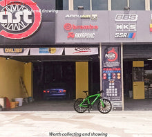 Load image into Gallery viewer, 1:64 Painted Figure Mini Model Miniature Resin Diorama Toy Mountain Bike Bicycle