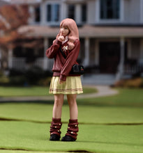 Load image into Gallery viewer, 1:24 Painted Figure Model Miniature Resin Diorama Uniform Preppy Style Girl Lady