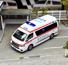 Load image into Gallery viewer, Masdi 1:64 Beijing Ambulance Hiace H200 Mini Van Model Diecast Metal Car New Collection