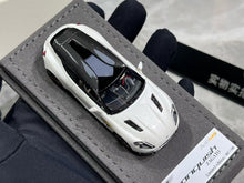 Load image into Gallery viewer, AT 1:64 White Vanquisih Zagato Touring Sports Model Diecast Resin Car New Collection