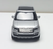 Load image into Gallery viewer, Masdi 1:64 2020 Silver Range Rover SUV ORV Sports Model Diecast Metal Car New Collection