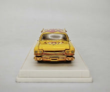 Load image into Gallery viewer, Mechanic 1:64 1959 Yellow Gold 62 Limousine Luxury Model Diecast Metal Car New Collection