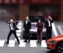 Load image into Gallery viewer, 1:64 Painted Figure Model Miniature Resin Diorama Toy Sand Bodyguard Security BN