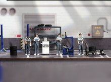 Load image into Gallery viewer, 1:64 Painted Figure Model Miniature Resin Diorama Sand Toy Repairman Set Worker New