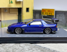 Load image into Gallery viewer, YM 1:64 JDM Blue FC3S RX7 Super Racing Sports Model Diecast Resin Car Box