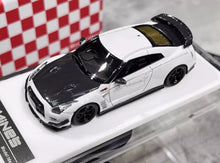 Load image into Gallery viewer, MI 1:64 White Mines Skyline GTR R35 Sports Model Diecast Resin Car BN
