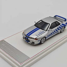 Load image into Gallery viewer, FH 1:64 Silver Blue Skyline GTR R32 Nismo Sports Model Diecast Metal Car New Collection