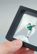 Load image into Gallery viewer, 1:64 Painted Figure Mini Model Miniature Resin Diorama People Sand Man Leaning