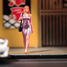 Load image into Gallery viewer, 1:64 Painted Figure Model Miniature Resin Diorama Sand Sexy Wallking Lady Girl New Collection