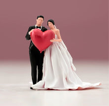 Load image into Gallery viewer, 1:64 Painted Figure Model Miniature Resin Diorama Wedding Couple Bride Groom Toy