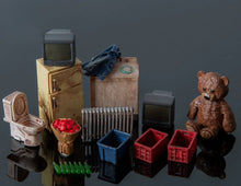 Load image into Gallery viewer, 1:64 Painted Figure Model Miniature Resin Diorama Toy Sand Rubbish Sundries Set