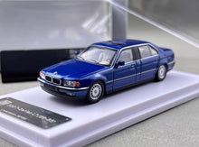 Load image into Gallery viewer, DCM 1:64 Blue 1996-98 E38 L7 728il Luxury Sedan Model Diecast Metal Car New Collection