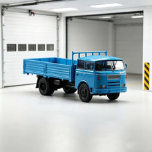 Load image into Gallery viewer, Perka 1:64 Blue JN150 Heavy Delivery Truck Model Diecast Metal Car New Collection