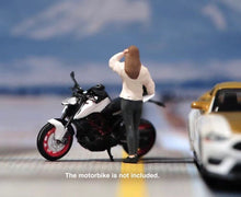 Load image into Gallery viewer, 1:64 Painted Figure Model Miniature Resin Diorama Sand Beauty Racer Lady Woman Collection