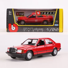 Load image into Gallery viewer, Bburago 1:24 190E 2.6 Sedan Classic Sports Model Toy Diecast Metal Car
