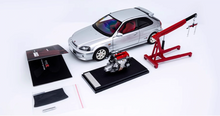 Load image into Gallery viewer, MH 1:18 Silver JDM Civic Type R EK9 Hatchback Engine Model Diecast Metal Car
