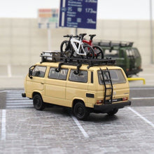 Load image into Gallery viewer, Master 1:64 1985 VW B32 T3 Multivan Camper Sports Diecast Model Metal Car