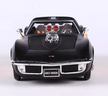 Load image into Gallery viewer, Maisto 1:24 Black 1970 Corvette Convertible Sports Model Diecast Metal Car New Collection