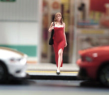 Load image into Gallery viewer, 1:64 Painted Unpainted Figure Model Miniature Resin Diorama Sand Sexy Girl Lady