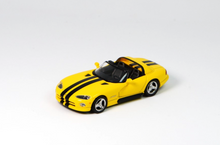 Load image into Gallery viewer, GFCC 1:64 Yellow 1993 Viper Roadster Sports Model Diecast Metal Car New Collection