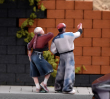 Load image into Gallery viewer, 1:64 Painted Figure Model Miniature Resin Sand Hip Hip Style Couple Man Girl