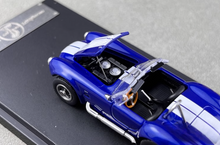 Load image into Gallery viewer, FW 1:64 Blue Shelby 427 COBRA Convertible Sports Model Diecast Metal Car New Collection