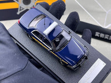Load image into Gallery viewer, Rollin 1:64 Oregon Police OSP CV CROWN VICTORIA Model Diecast Metal Car New Collection