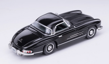 Load image into Gallery viewer, GFCC 1:64 Black Hard Top 1960 300SL Roadster Sports Model Diecast Metal Car