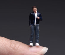 Load image into Gallery viewer, 1:64 Painted Figure Model Miniature Resin Sand Diorama Cool Man In Black Stand