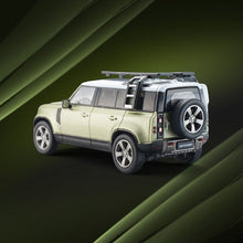 Load image into Gallery viewer, Enchery 1:64 Green 2021 Defender 100 SUV Sports Model Diecast Metal Car New Collection