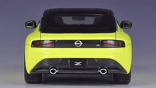Load image into Gallery viewer, Maisto 1:24 Yellow 2023 Nissan Z Racing Sports Model Toy Diecast Metal Car BN