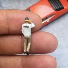 Load image into Gallery viewer, 1:64 Painted Figure Mini Model Miniature Resin Diorama Garage Repair Lady Girl