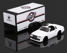Load image into Gallery viewer, Maisto 1:64 White 1987 Regal T Type Trailer Model Toy Diecast Metal Car BN