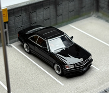 Load image into Gallery viewer, RM 1:64 560 SEC AMG W126 Coupe Sports Model Diecast Metal Car New