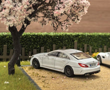 Load image into Gallery viewer, Mortal 1:64 White CLS 63 4 Matic Sedan Sports Model Diecast Metal Car New Collection